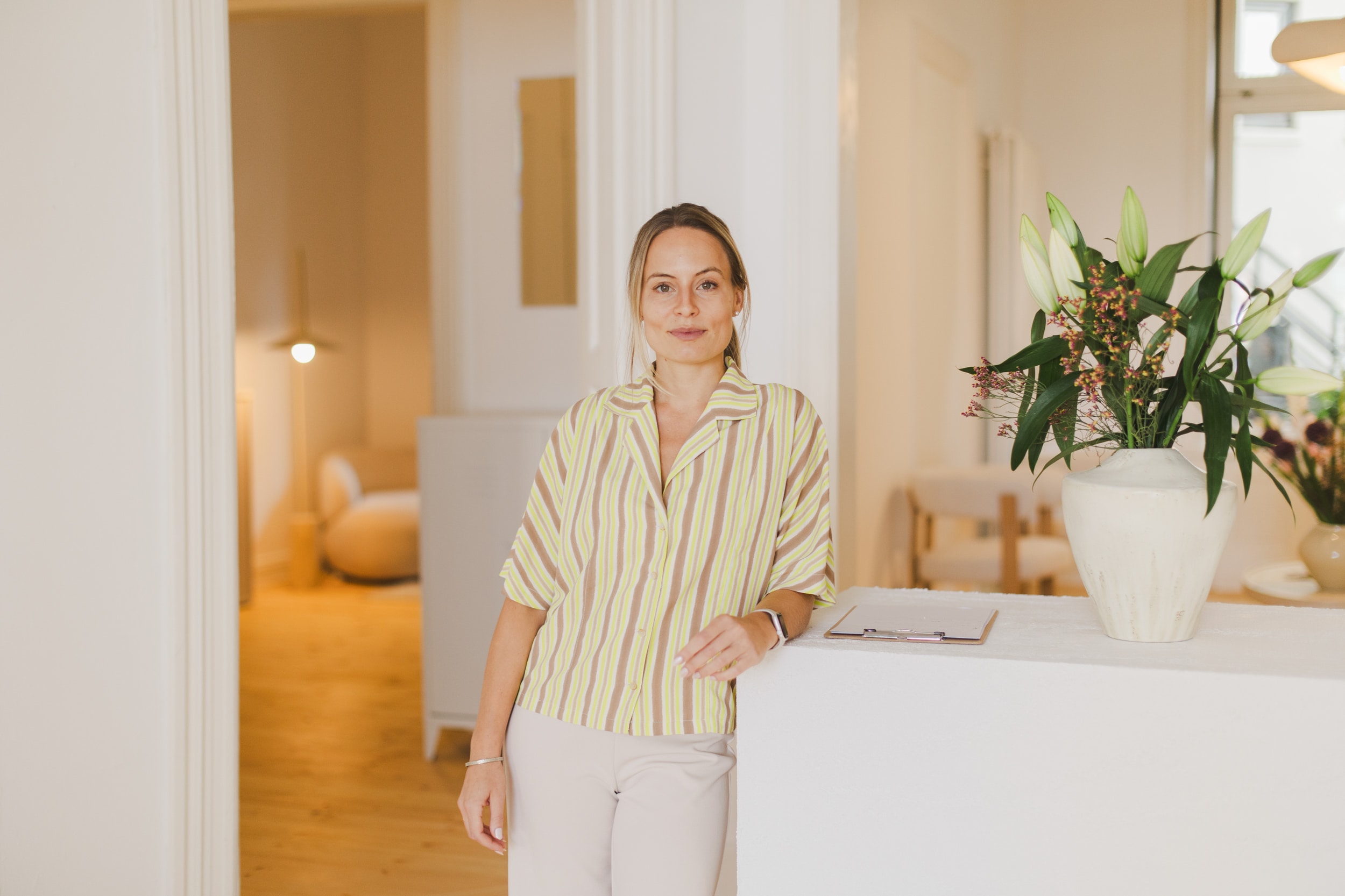Psychotherapeutin am Empfang